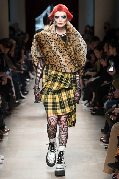 Look 41